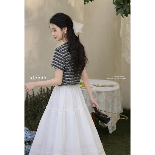 鹿向南「织纹逸趣」条纹小香风t恤女夏新款独特好看正肩短袖上衣L55028 商品图3