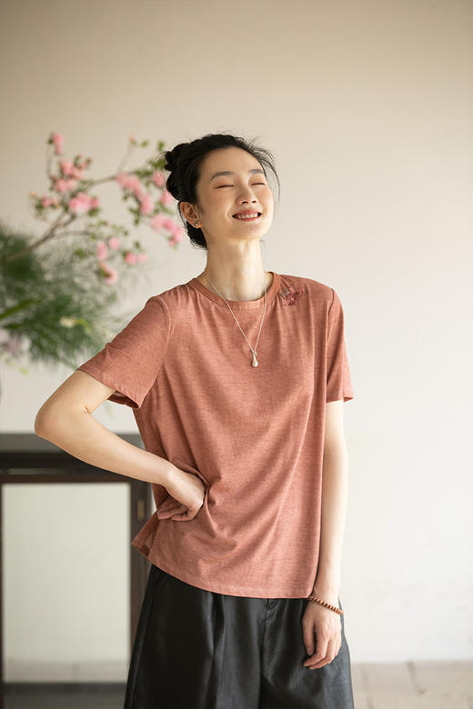 牧衣游原创 汉麻棉手工刺绣T恤女夏季新款炒色质朴百搭短袖 悦野 商品图5