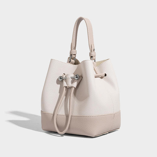 【预售3天】2025新款欧美时尚包包斜挎包抽绳拼接手提水桶包IY8689 商品图9