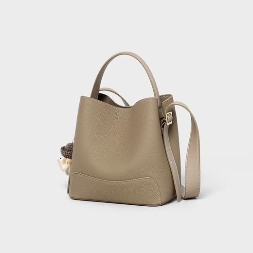【预售3天】爆款流行复古包包女2025新款时尚斜挎包高级感百搭手提水桶包V91740 商品图3