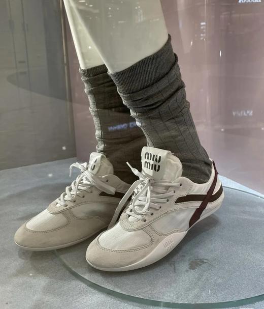 重磅推荐！m秀款阿甘德训鞋   超轻跑鞋  网面拼接休闲鞋 撞色运动鞋 商品图1