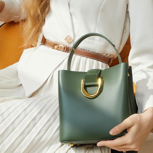 【预售3天】包包女水桶包2025新款潮时尚百搭大容量通勤手提单肩斜挎包DXL1916 商品图1