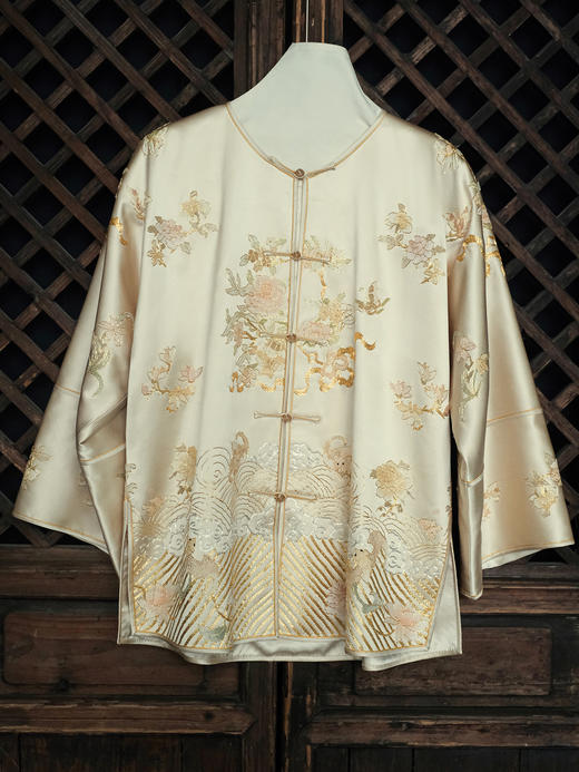 盛唐牡丹大师系列| 重工盘金江崖海水纹打籽绣外套-香槟色 商品图0