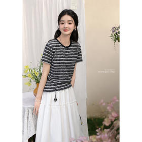 鹿向南「织纹逸趣」条纹小香风t恤女夏新款独特好看正肩短袖上衣L55028