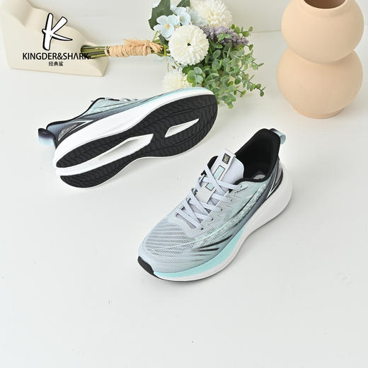 经典鲨2025年夏季新品时尚潮流男士系带舒适透气休闲跑步鞋KF09-513021 商品图1