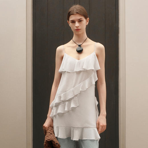 lost in echo2025夏季新款不对称精致烫钻雪纺V领活片吊带连衣裙 商品图2