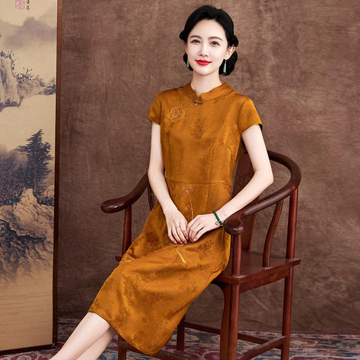 KQ-621633花萝香云纱2025夏新款时尚清冷新中式真丝提花旗袍连衣裙女金色裙 商品图1