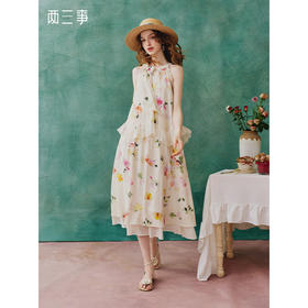 两三事 夏苑舞会 2025夏季新款荷叶边拼接绑带领印花背心裙连衣裙