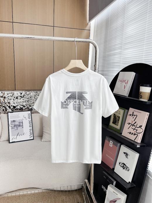 点此购买 迪桑特TRAINING系列综训训练运动健身男士短袖T恤 dd 318990 商品图4