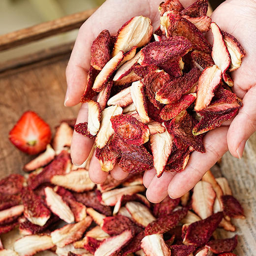 【配料表仅是草莓】「一方云拾」本味草莓干来了！手工制作  11斤鲜莓才出1斤果干！ 火山岩孕育的 "草莓皇后"章姬草莓 商品图3