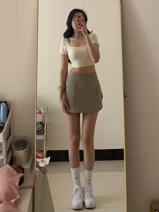 点此购买 lululemon露露夏季女士网球开衩半裙 my 318897 商品图3