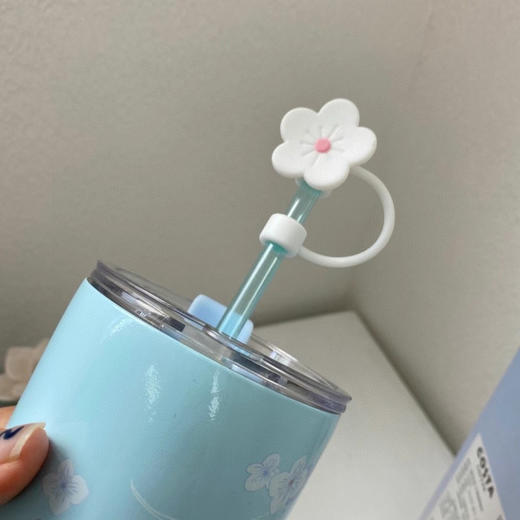 原单正品 Costa樱花随行吸管杯！保冷咖啡杯。冲！！原厂渠道
最火的吸管杯来啦！！！不到一分钟秒空5000个说的ta～😊～～～Costa随行吸管杯，安排！
原价129，现特价💰79包邮 商品图1