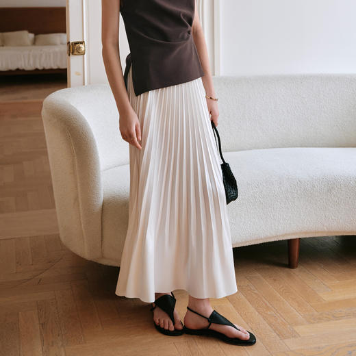 OLrain欧芮儿流光压褶缎面A字半身裙女夏季2025年新款高腰百褶裙 商品图0