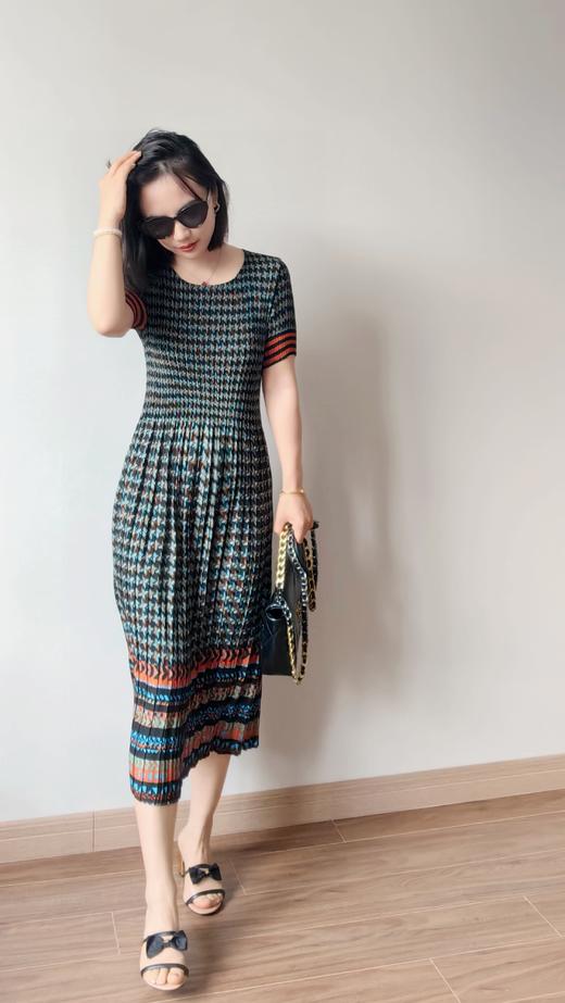 三宅牙签褶显瘦桑蚕丝南韩丝天丝小波点连衣裙 商品图10