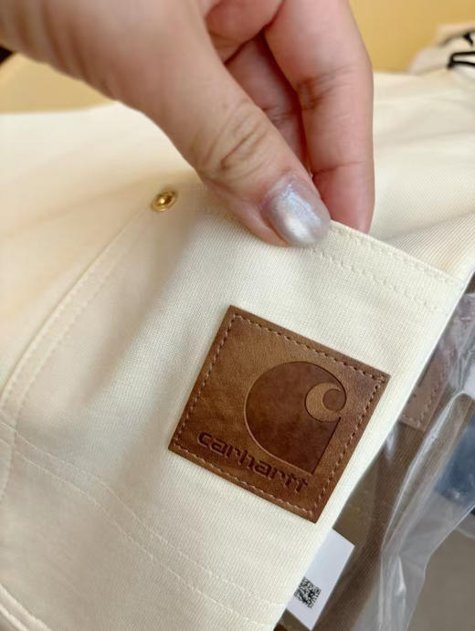 日系潮牌・卡哈特宽松 T 恤 商品图2