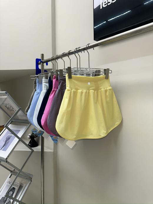 点此购买 lululemon露露夏季女士网球开衩半裙 my 318897 商品图9