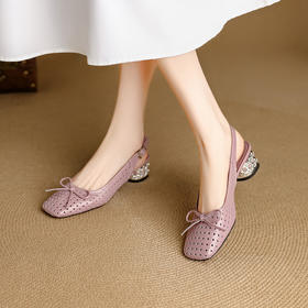 【预售5天】时尚镂空粗中跟牛皮蝴蝶结，包头凉鞋百搭方头洞洞鞋NJMK&K1601