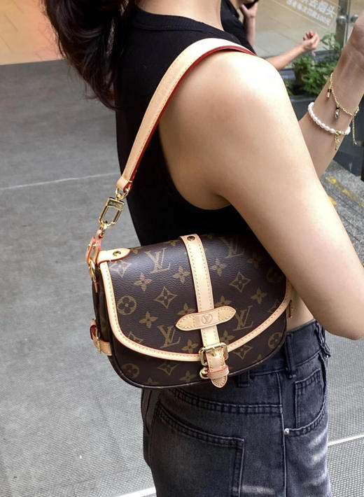 LV 老花 双子星 saumur bb 马鞍包 商品图3