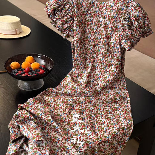 【预售7天】良木礼泡泡袖连衣裙（19962） 商品图1