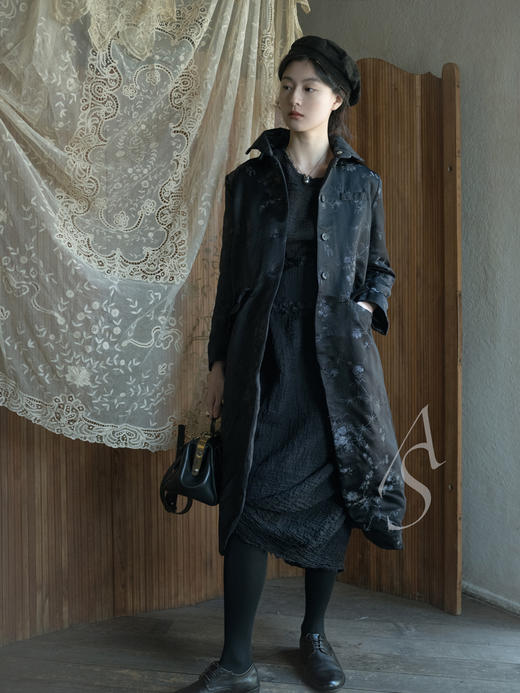 Paul Harnden 黑色古典花卉真丝织锦长外套 商品图1