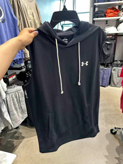 安德玛男士运动套装，🤾🏻‍♂️打球健身都适合，无袖连帽短袖➕经典款短裤💰580/套🔥！ 商品图2