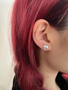 TINOM｜'020424 Gravel 沙砾耳钉 [ 银 ]