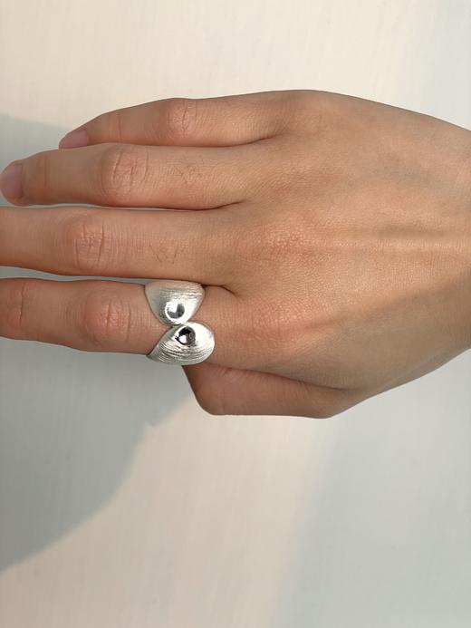 TINOM｜'010324-2 Concha 蝶纹开口戒指 [ 拉丝银 ] 商品图6