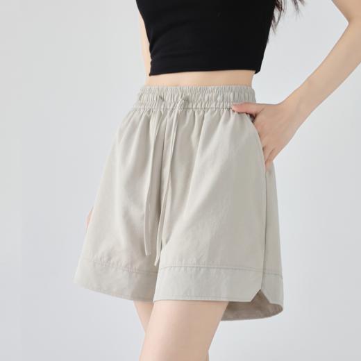 法式极简の速干A字五分裤 丝滑速干面料 轻薄又凉快 A字版型遮肉显瘦 慵懒时髦 夏季必备~ 商品图3