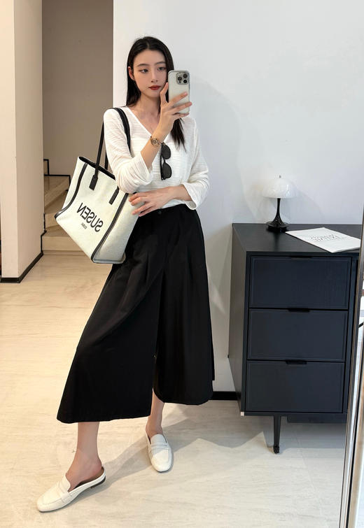 【万能西装防晒阔腿裙裤】巨好穿!真藏肉!品质，版型都超绝!微胖界的“杀手锏"自由无拘束√上身显瘦10斤 面料爽滑亲肤，轻薄垂顺有质感，UPF防晒值 50+ 商品图2