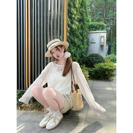 <曾小咸推荐>设计感重工立体花朵防晒长袖T恤 商品图2