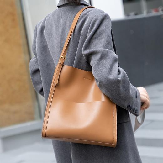 【预售3天】2025新款包包女大容量时尚女包通勤托特包单肩包J2025 商品图0