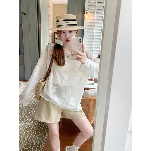 <曾小咸推荐>设计感重工立体花朵防晒长袖T恤 商品图0