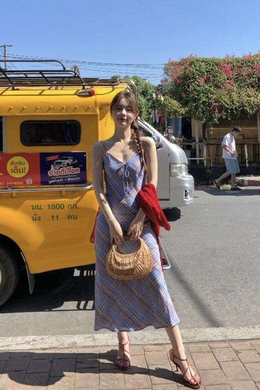 SIA SAYLOR 优雅复古V领吊带连衣裙 20017 商品图0