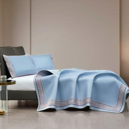 梦洁  00223 优雅进口头层牛皮单席：香奈尔（蓝）【180*200】 商品图1