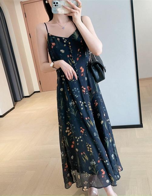 品牌花色花园天丝吊带裙显瘦小A字连衣裙 商品图6