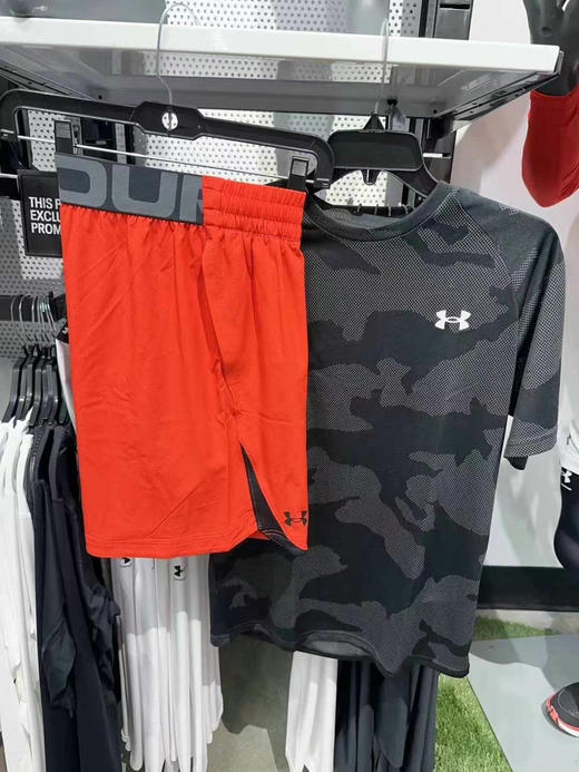 💰480/直邮‼️‼️男款新套装来啦🏋🏻‍♀️💥安德玛男士速干衣短袖➕男士速干运动短裤～速干面料采用ISO-CHLL的冰感面料，超级清凉不沾身 商品图11