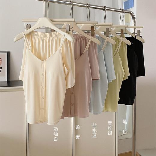 绝啦‼️少女感【带胸垫纽扣冰皮吊带家居服】纯欲风真滴越穿越心动😘清凉高舒适度🧊 大大提升宅家幸福感！ 商品图7