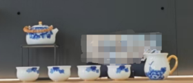 黑彩窑青花提梁牡丹壶套组