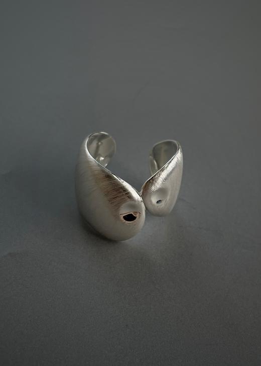 TINOM｜'010324-2 Concha 蝶纹开口戒指 [ 拉丝银 ] 商品图4