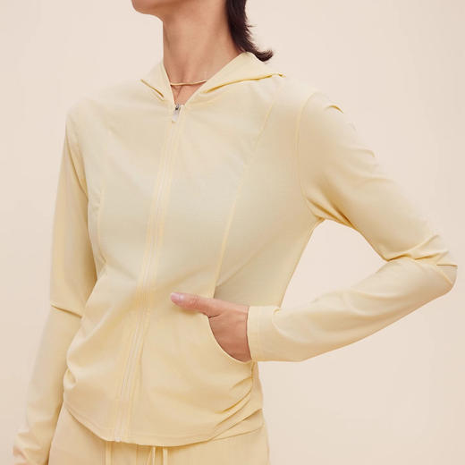 跃牌【禅语梵心】遮阳轻薄防嗮凉感夹克连帽运动宽松上衣休闲瑜伽外套WT5061 商品图3