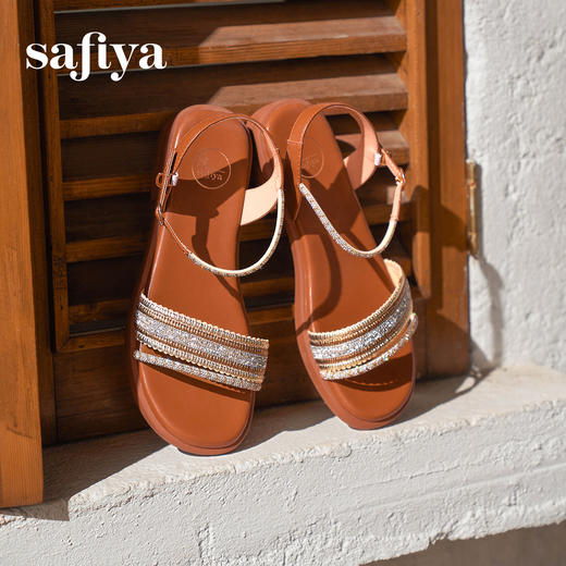 Safiya/索菲娅不累脚轻便休闲民族风一字扣带平底复古凉鞋2025SFD2115373/SFD2115M73 商品图3