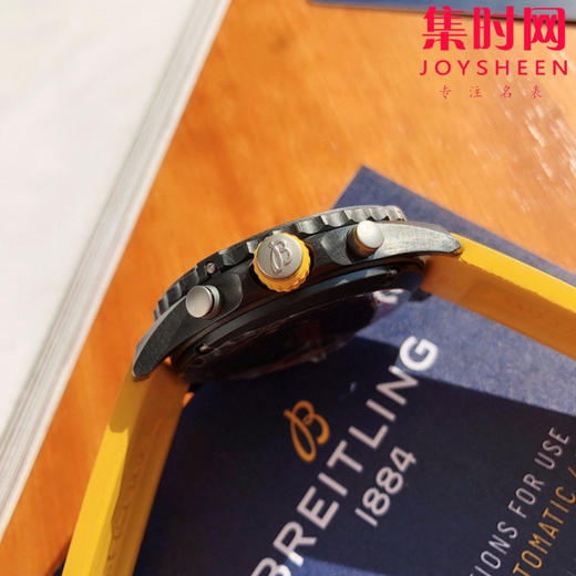 高端定制 原单百年灵BREITLING  专业耐力系列 男士石英腕表 全碳纤维表壳，石英计时腕表，表径44mm 商品图6