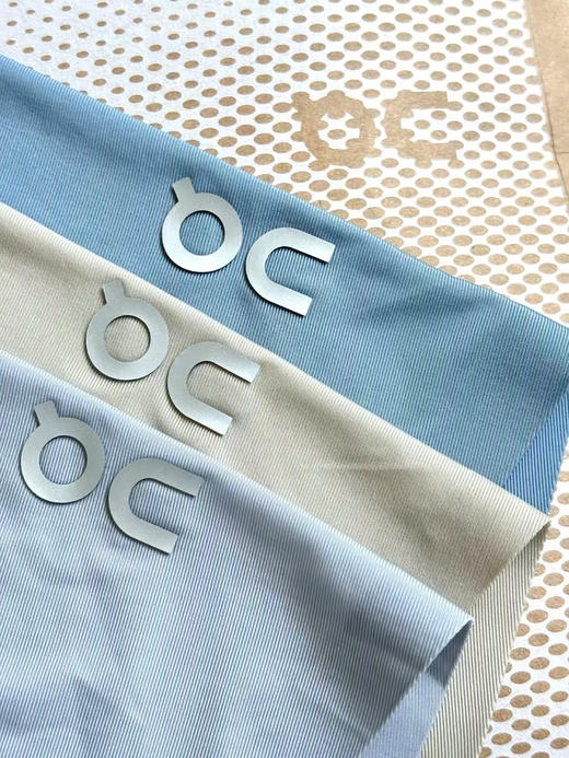 原单正品昂跑冰丝内裤，透气凉爽 尤其适合夏天穿着。采用凉爽又亲肤的牛奶冰丝面料，丝滑垂顺的质感就像第二层皮肤，贴身穿丝毫不会闷热
尺码 L XL XXL XXXL
全部原包装，一盒三条装 商品图4