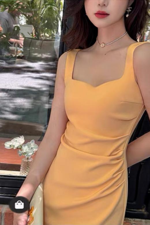 Le Malene 黄色桃心领吊带褶皱收腰连衣裙 19932 商品图3