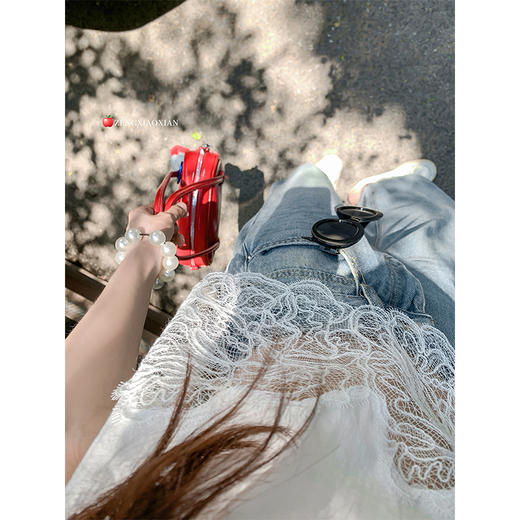 <曾小咸推荐>纯欲不规则蕾丝花边短袖T恤 商品图3