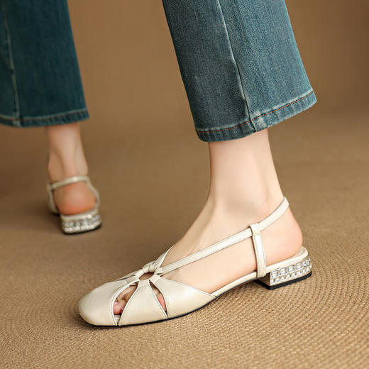 【预售5天】真皮罗马风镂空包头凉鞋女粗跟夏季后绊带仙女低跟鞋NJMK&K1605 商品图4