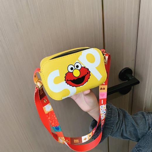 【精致卡通设计，时尚百搭，卡通零钱包】儿童公主包包 宝宝时尚单肩斜挎包 百搭卡通零钱包 洋气小包斜挎包-QQ 商品图2