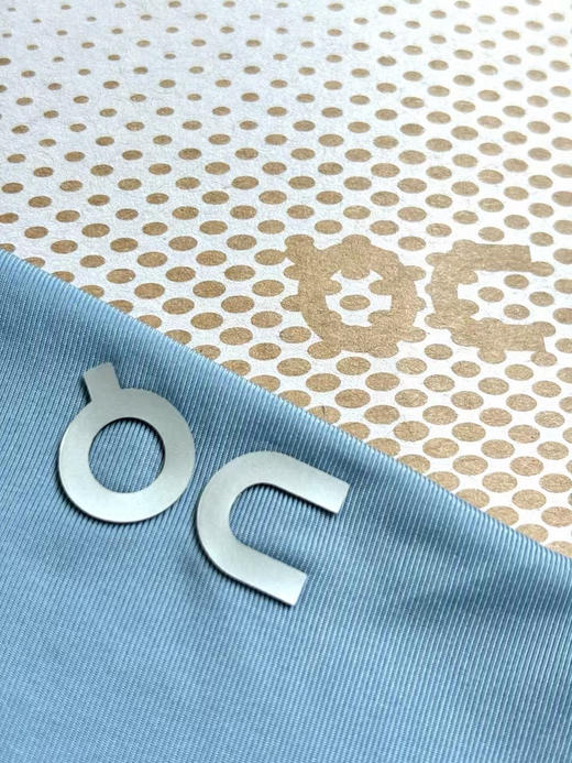 原单正品昂跑冰丝内裤，透气凉爽 尤其适合夏天穿着。采用凉爽又亲肤的牛奶冰丝面料，丝滑垂顺的质感就像第二层皮肤，贴身穿丝毫不会闷热
尺码 L XL XXL XXXL
全部原包装，一盒三条装 商品图5