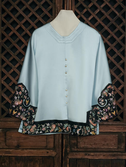 盛唐牡丹大师系列| 重工手绣石榴花丝毛外套-瓶蓝 商品图0