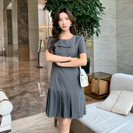 奢姿大码女装2025夏季减龄蝴蝶结设计时尚连衣裙胖妹妹百褶裙子9952890442 商品图4